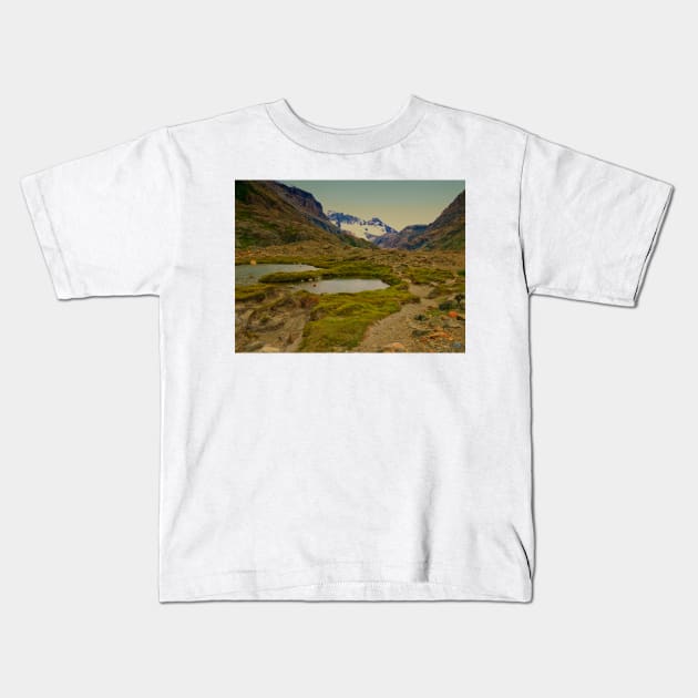 Towards the summit Kids T-Shirt by stevepaint